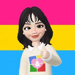 Meet your Posher, Adriana